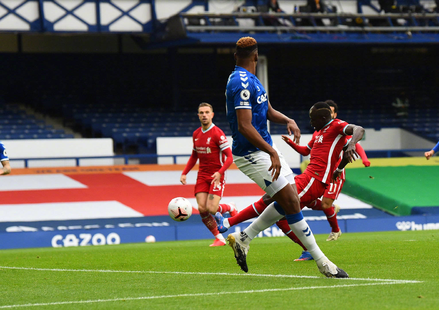 万欧元的佣 万欧元的佣