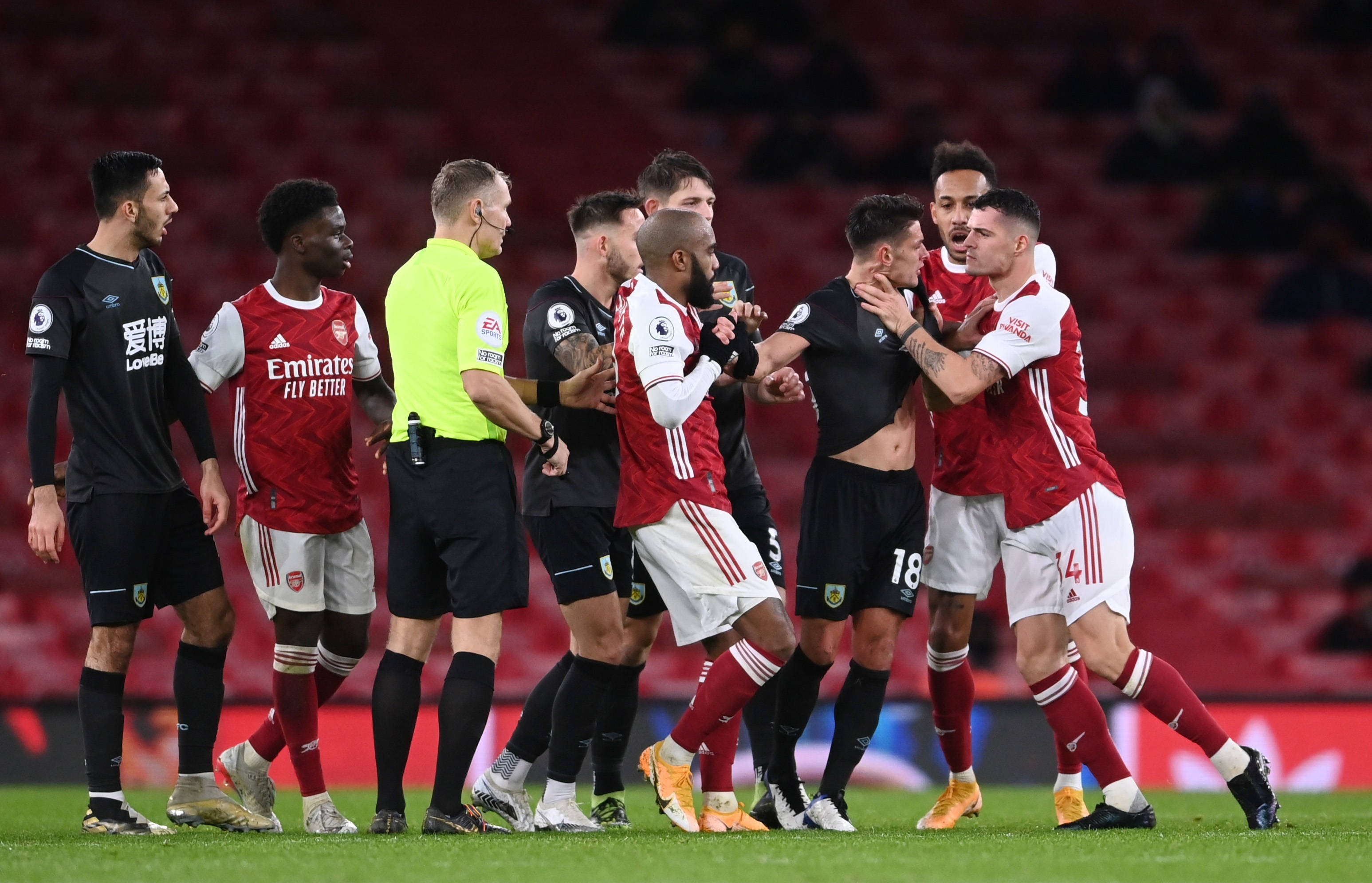 对库兹涅佐 对库兹涅佐